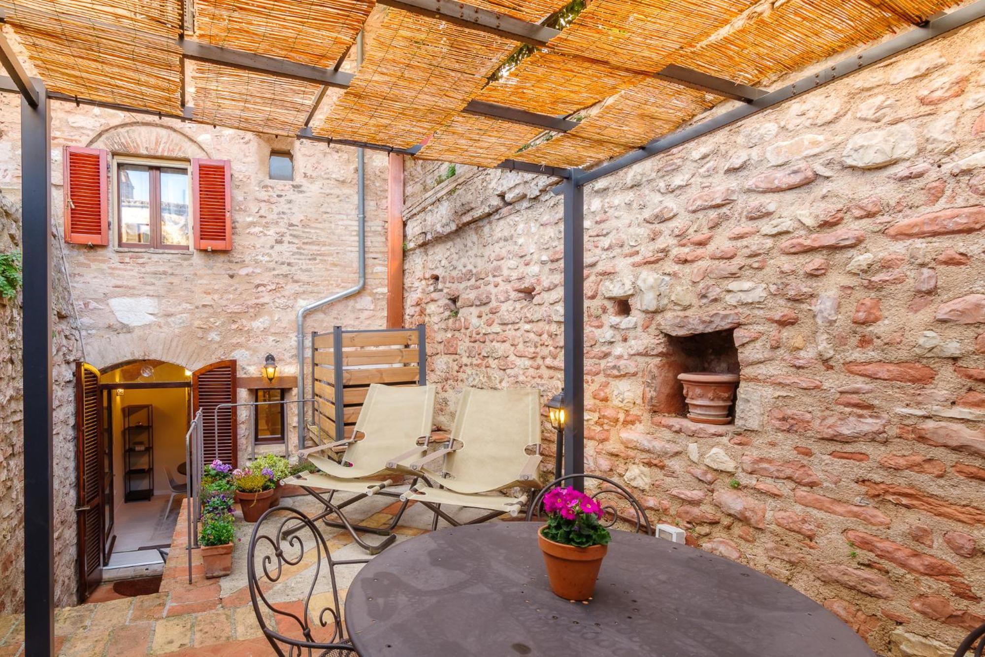La Piccola Corte Apartment Спело Екстериор снимка