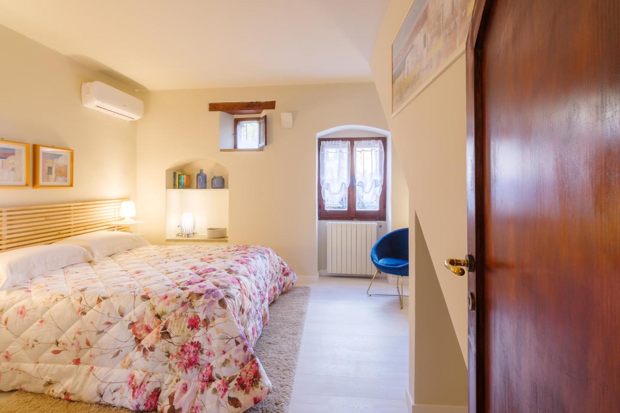 La Piccola Corte Apartment Спело Екстериор снимка